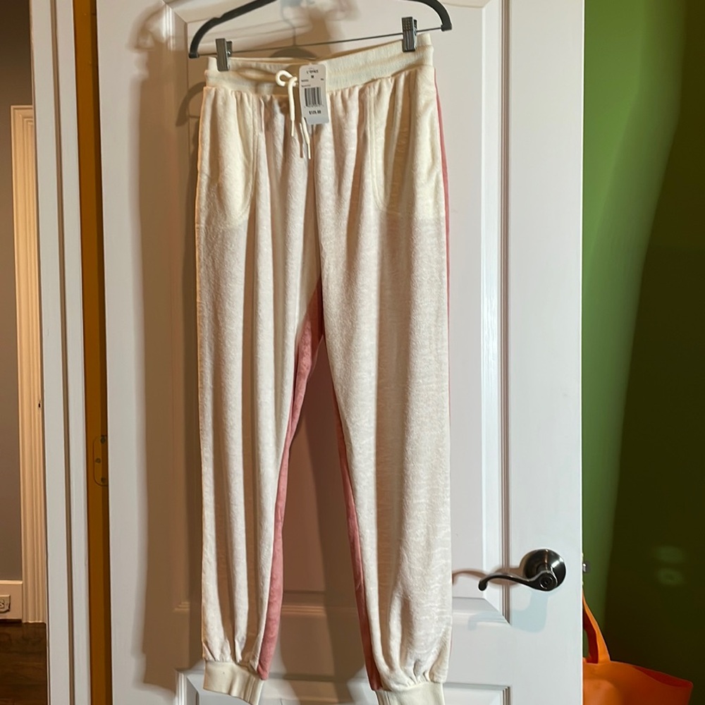 LSpace terrycloth jogger cream & dusty rose 🌹 size med 14 waist 27 length